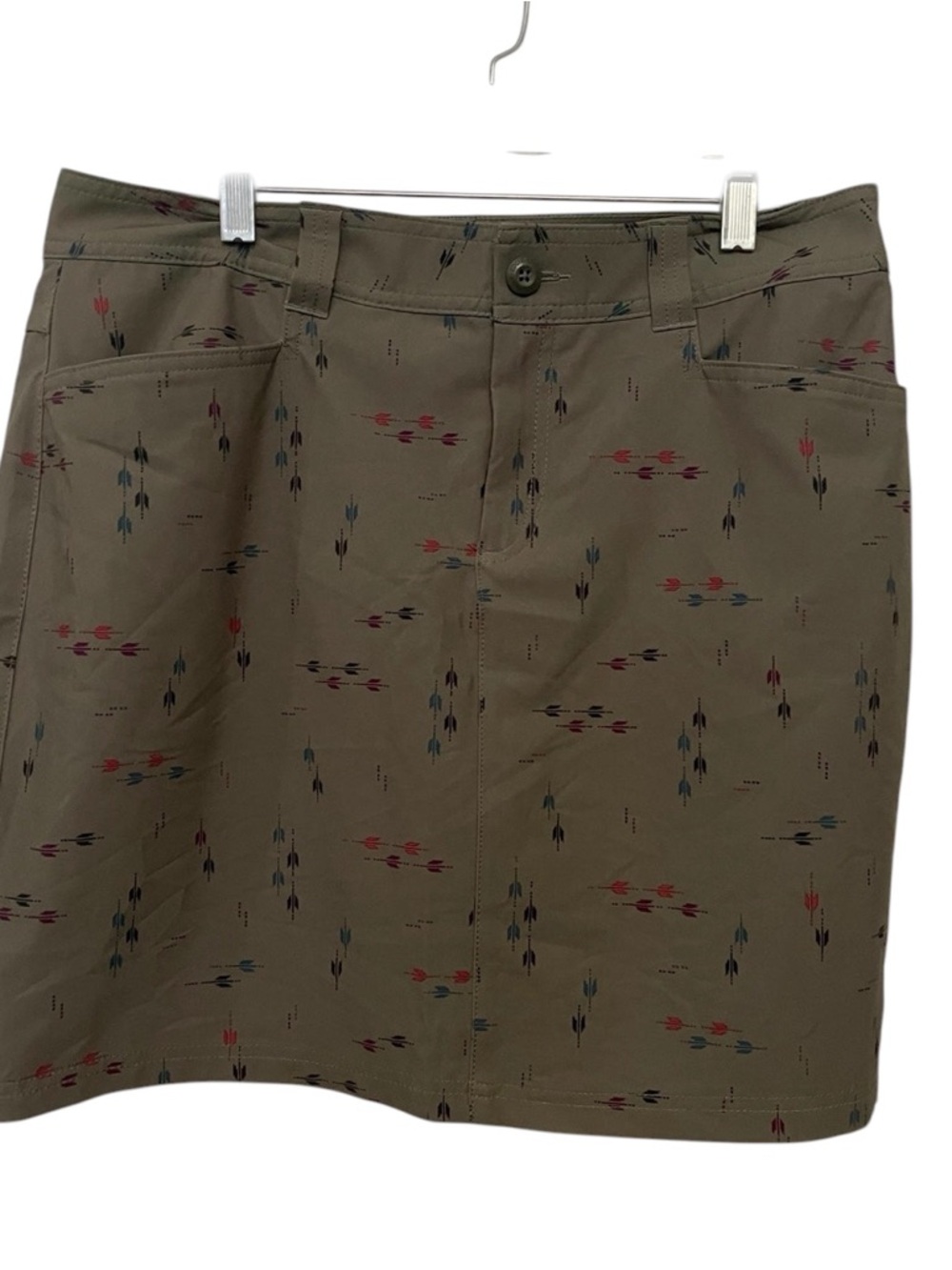 Eddie Bauer Olive Green Midi Skort size 14 with Multicolor Arrow Print
